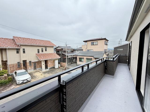 ハートフルタウン新居浜東雲町2丁目279番　A号棟 バルコニー