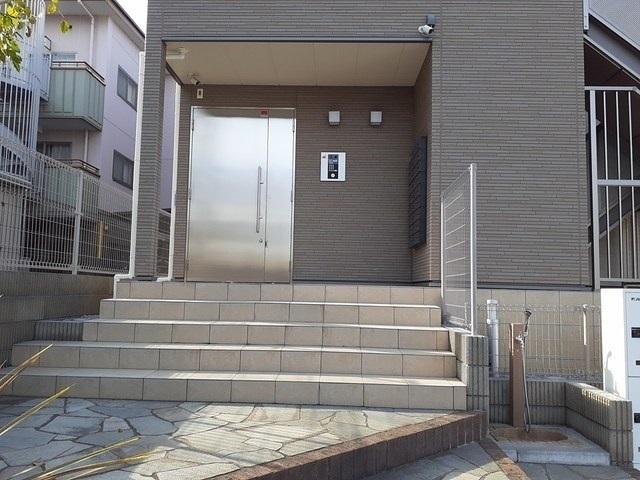 スプレッド与野（101） エントランス