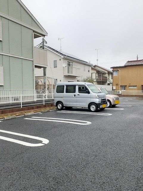 ベルオーブ（106） 駐車場