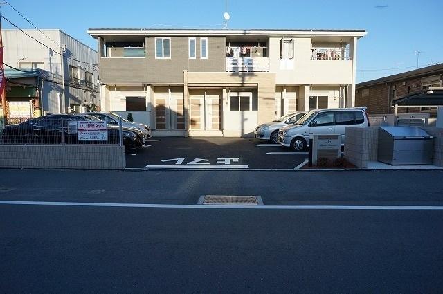 ミニョン・プリムローズ（102） 駐車場