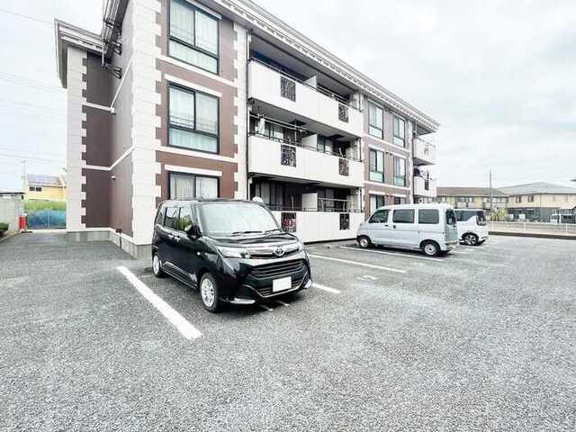グリーンヒル桜ヶ丘　Ａ（302） 駐車場