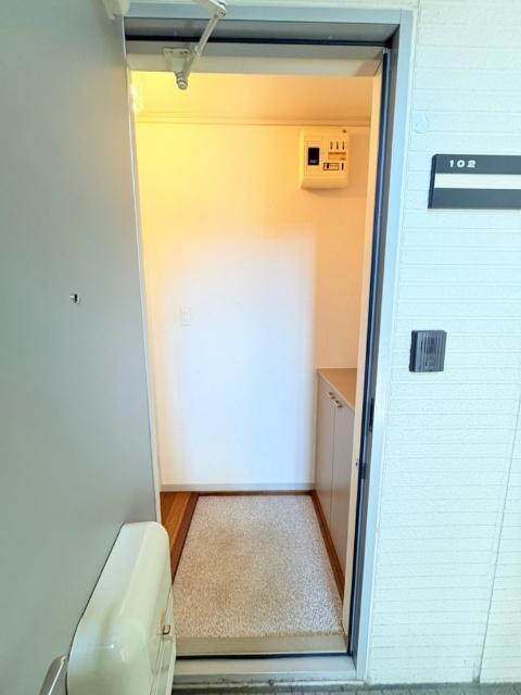 サロネット 玄関