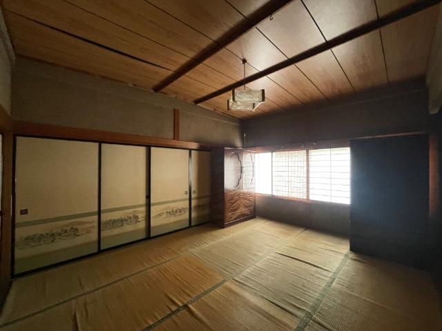 黒石市末広一戸建 収納