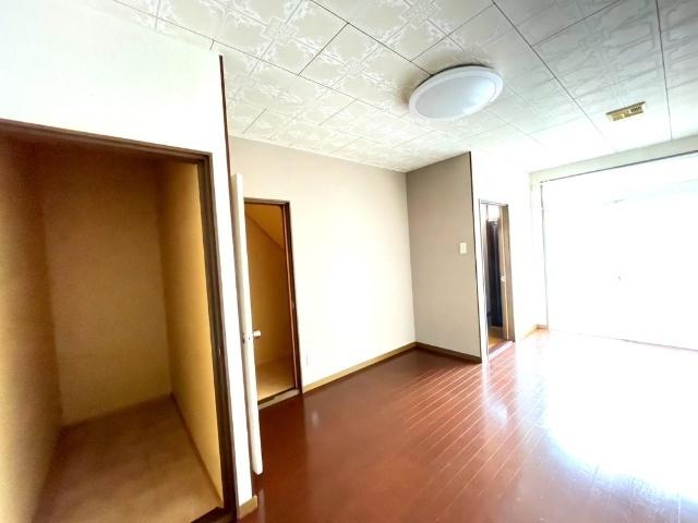 ロイヤルハイツ美原町（メゾネット）（8号） 収納
