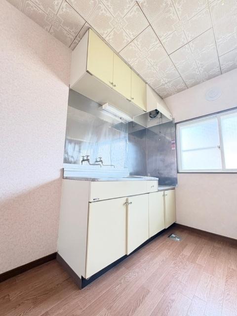 ロイヤルハイツ美原町（メゾネット）（10） キッチン