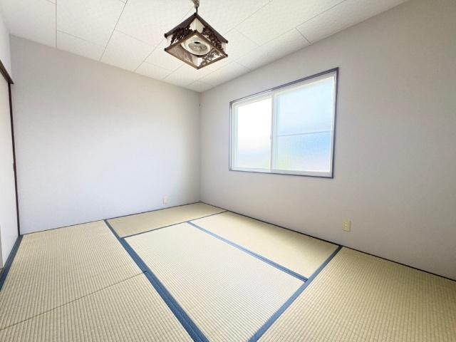 ロイヤルハイツ美原町（メゾネット）（10） 室内