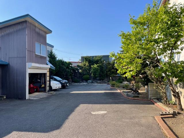 坪庭あり