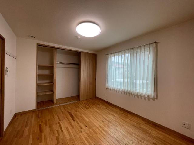 detached 緑町３丁目