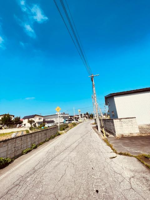 中川篠村事業用土地（上物あり） 前面道路含む現地写真