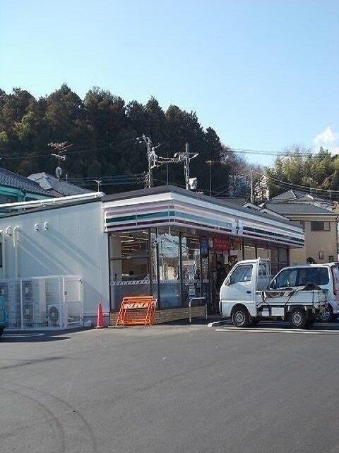 セブンイレブン青梅長淵１丁目店：300m