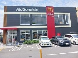 マクドナルド：550m