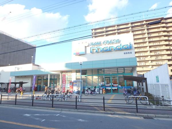 万代旭高殿店：365m