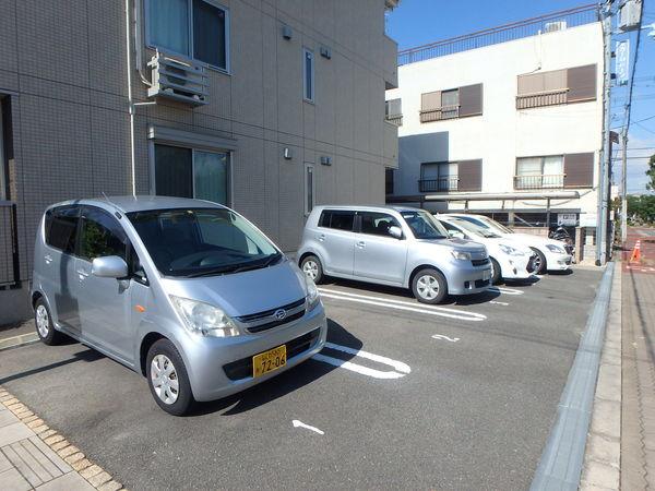 大阪市旭区新森マンション 駐車場