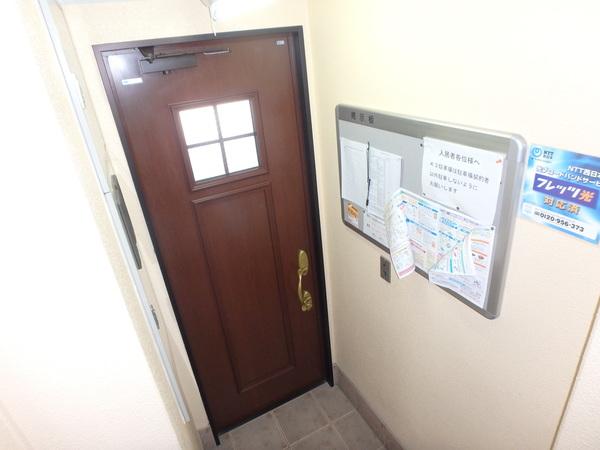 シャルル中宮 ロビー