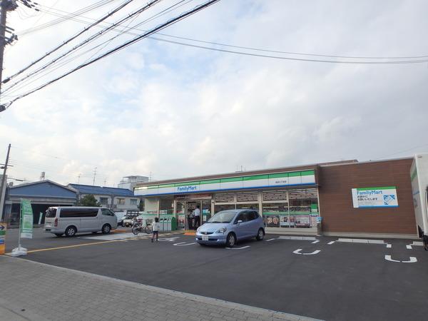 ファミリーマート新森七丁目店：211m