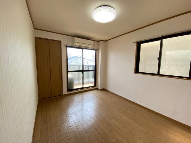 大阪市旭区大宮マンション リビング