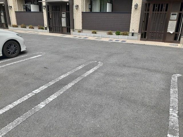 スペリオール門真南（303） 駐車場