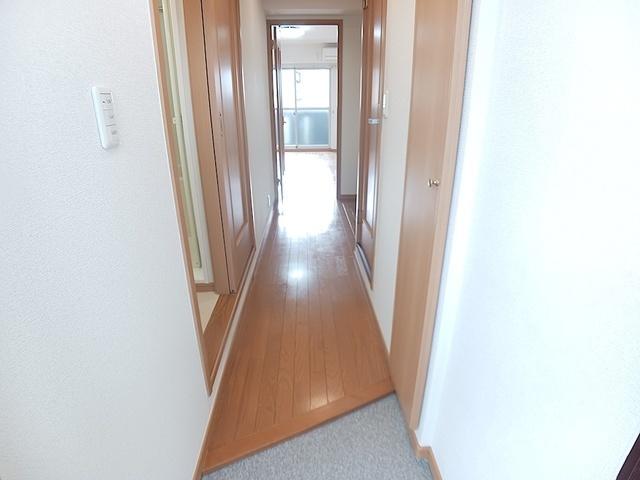 マンション・グラース（306） 玄関