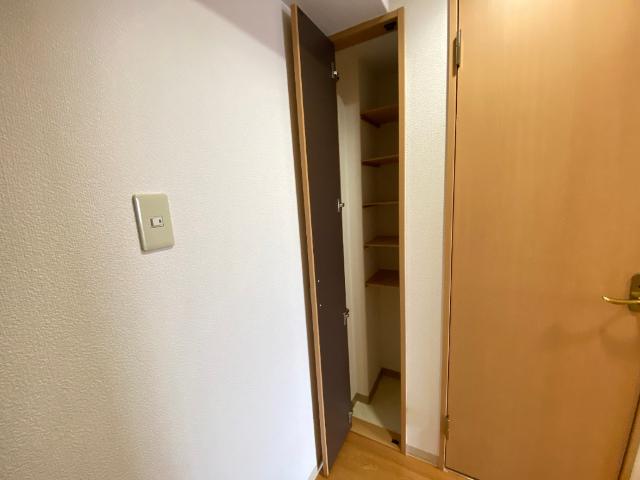 マキシ（305） 部屋画像