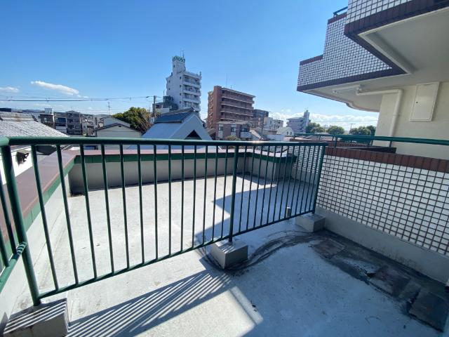 エクセレンス清水 バルコニー