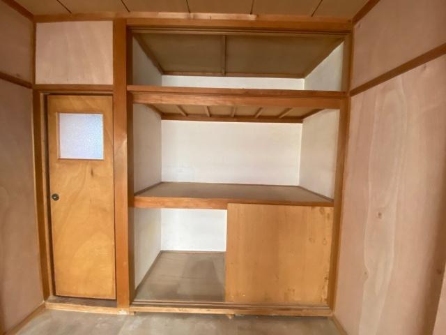 大阪市旭区清水一戸建 収納