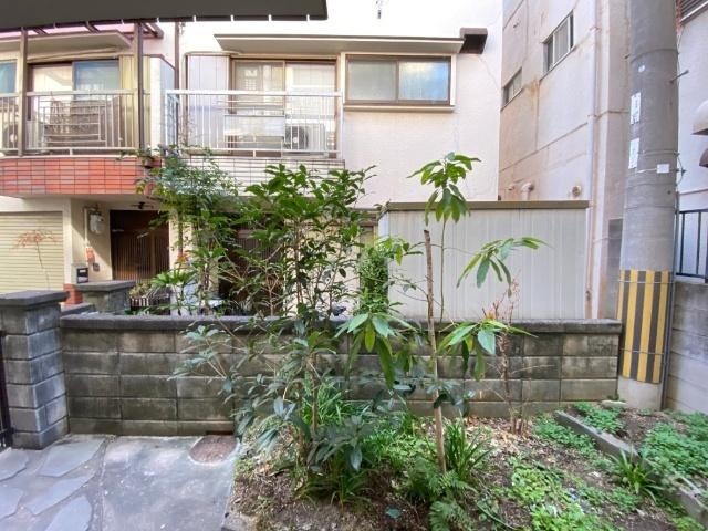 大阪市旭区清水一戸建 庭