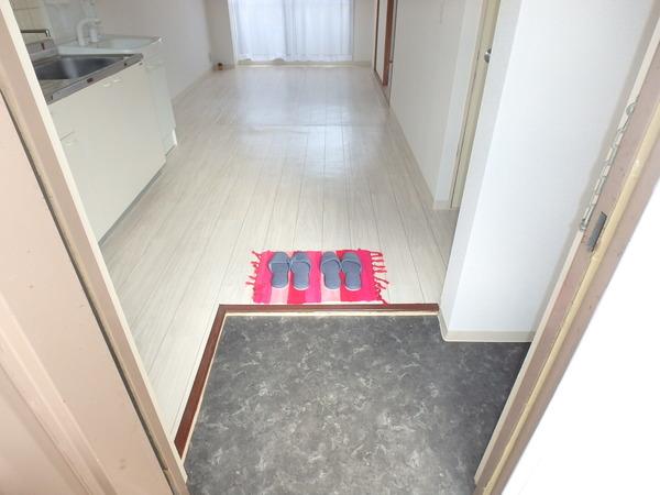 ベル平代 玄関