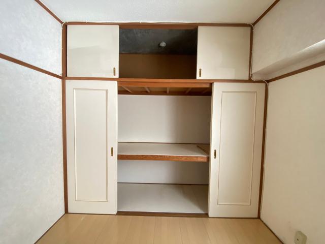 高殿ハイム 収納