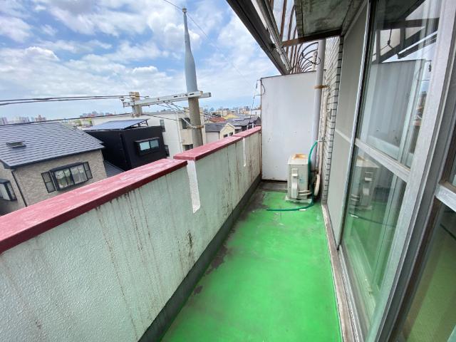 田中マンション バルコニー