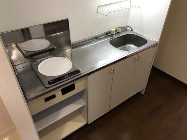 ビエンフェオークラ キッチン