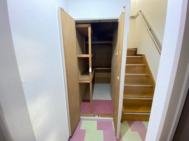 大阪市旭区高殿テラスハウス 収納