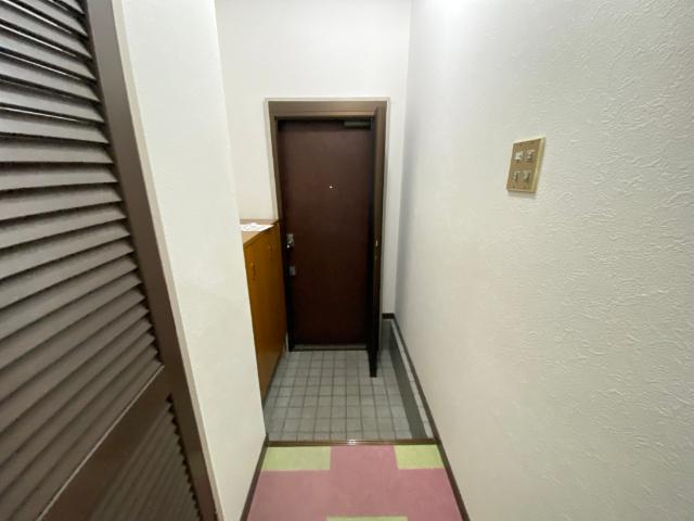 大阪市旭区高殿テラスハウス 玄関