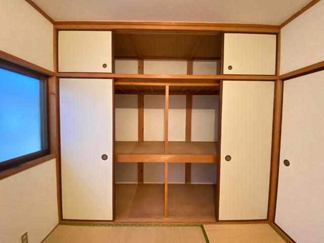 大阪市旭区赤川テラスハウス 収納