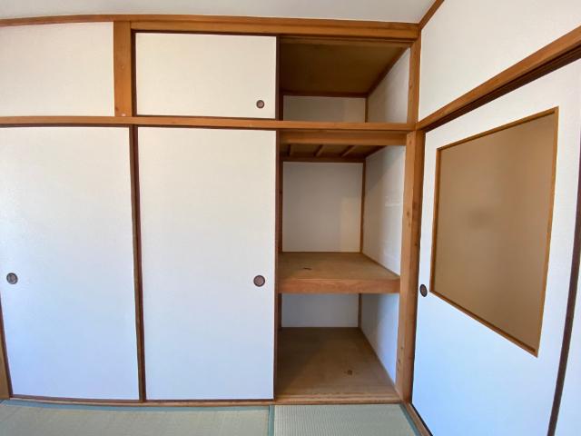 大阪市旭区赤川テラスハウス 収納