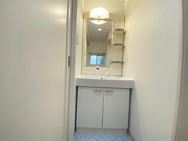 大阪市城東区成育マンション 洗面