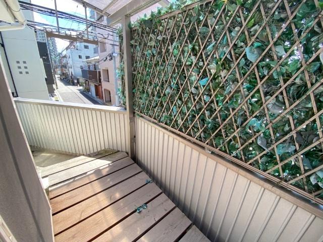 大阪市旭区大宮一戸建 バルコニー