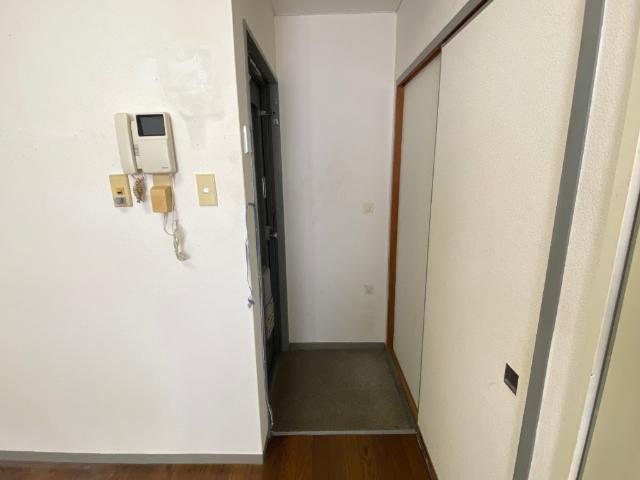 アミティハイツ太子橋（3A） 玄関