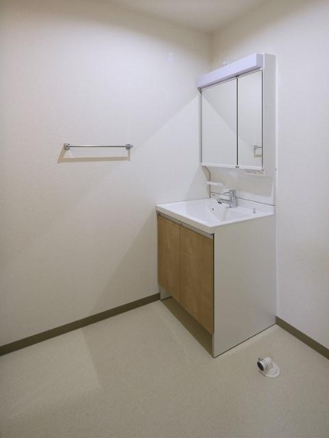 フジパレス中宮Ⅲ番館（103） 洗面