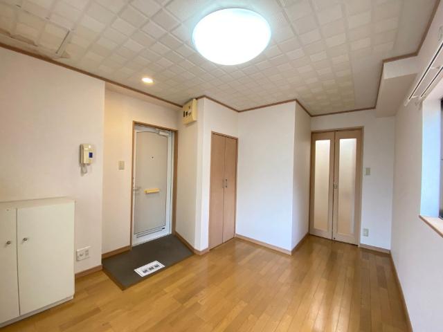守口市滝井元町マンション リビング