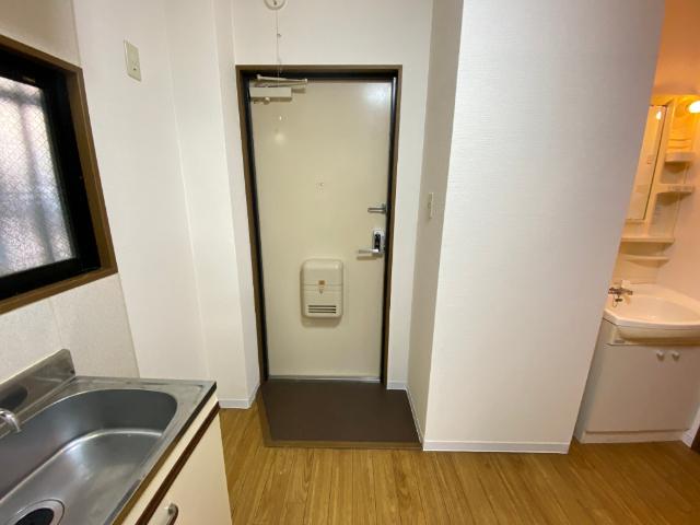 エトワルＫ中宮 玄関
