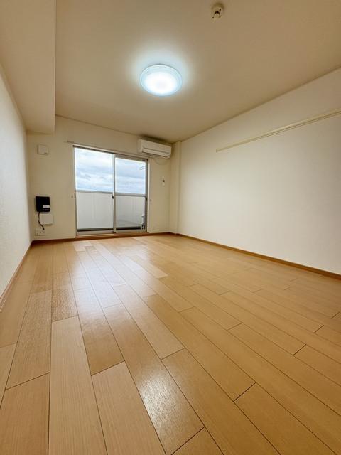 プログレＮα（302） 室内