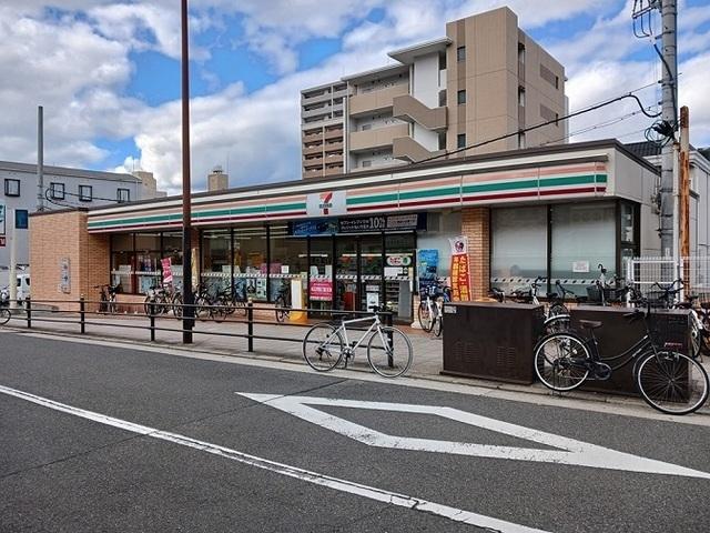 セブンイレブン様：100m