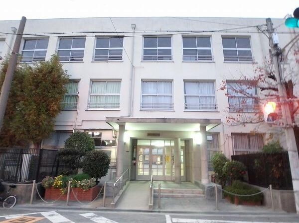 大阪市立城北小学校：361m
