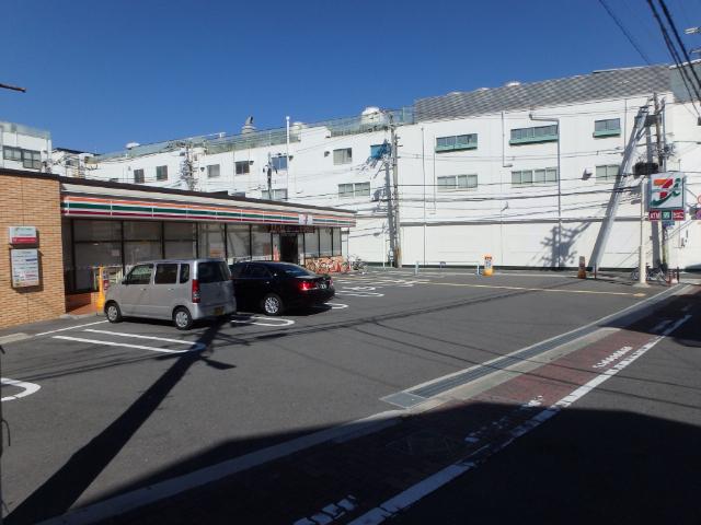 セブンイレブン大阪森小路1丁目店：156m