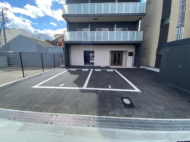 大阪市旭区中宮マンション 駐車場