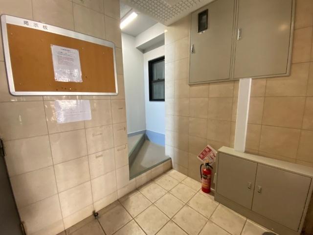大阪市旭区中宮マンション ロビー