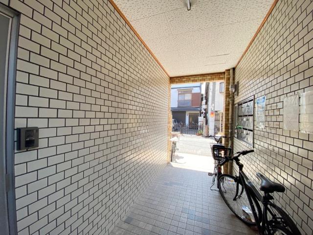 マンション第二新大宮 ロビー