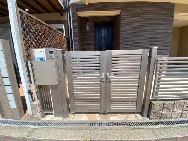 大阪市旭区清水一戸建 エントランス