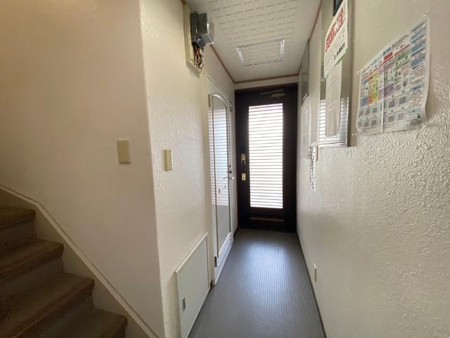 守口市滝井元町マンション ロビー