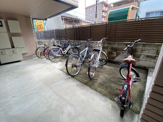 クリサンスレッド 物件画像
